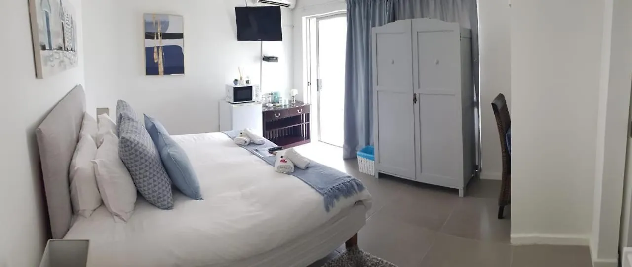 Melkbos on D'Beach Bloubergstrand Lodge